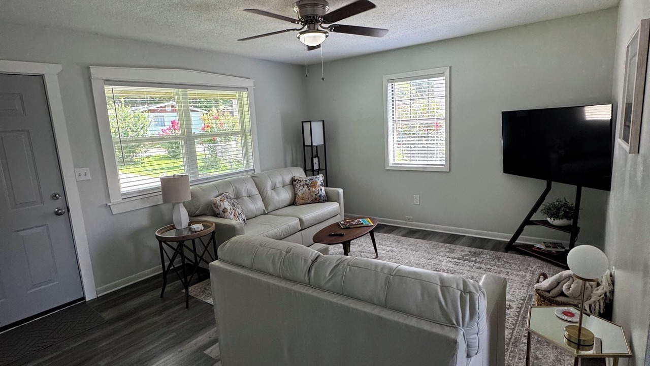 Photo of Livingroom in Batesville