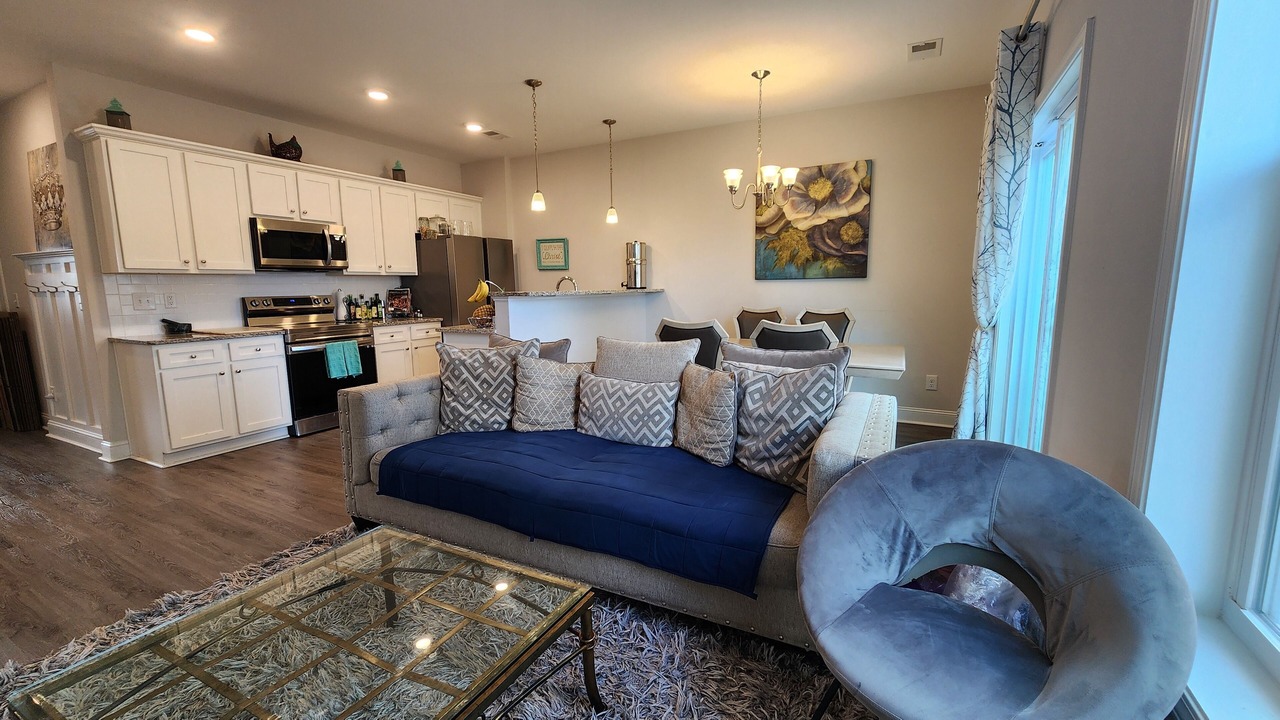 Photo of Livingroom in Huntcliff
