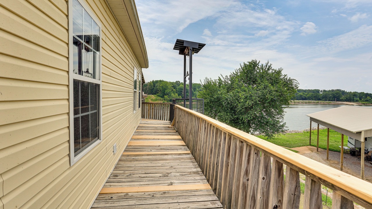 Photo of Patio Balcony in Morris Chapel