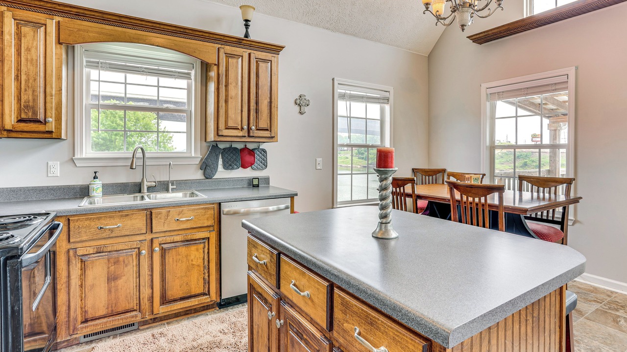 Photo of Kitchen in Morris Chapel