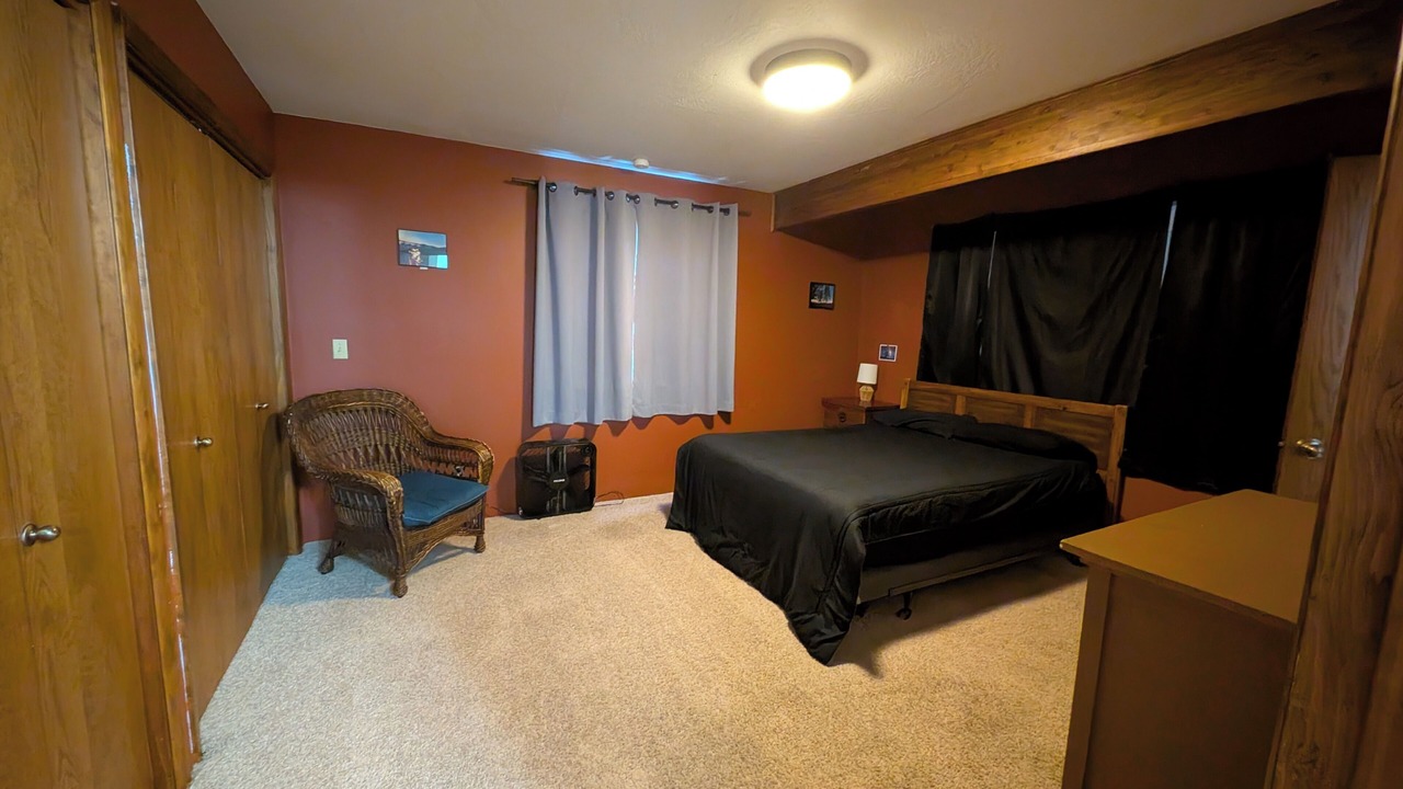 Photo of Bedroom in Franklin to the Fort