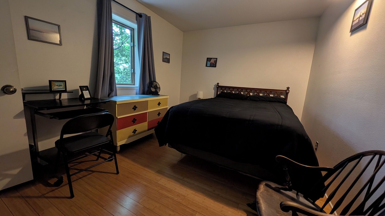 Photo of Bedroom in Franklin to the Fort