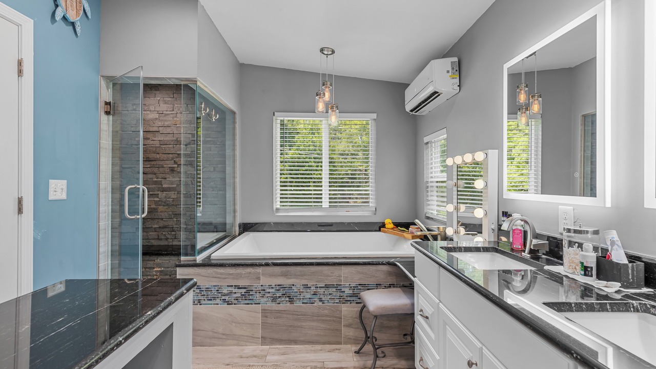 Photo of Bathroom in Conway