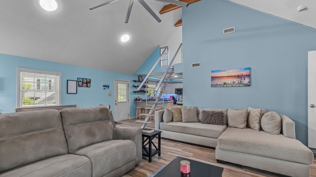 Photo of Livingroom in Conway