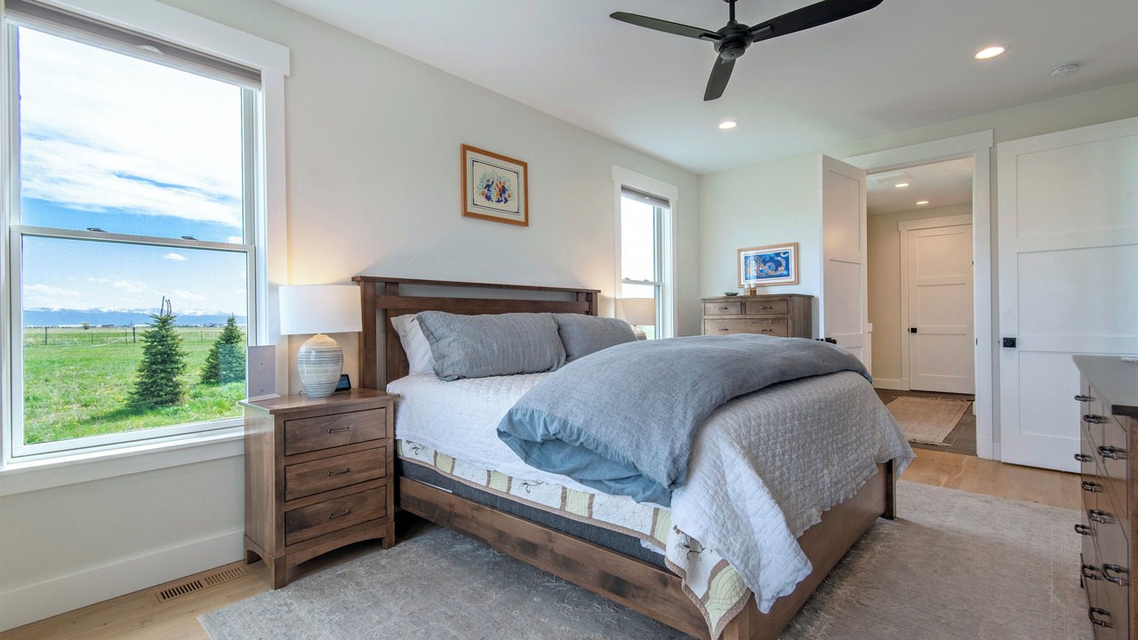 Photo of Bedroom in Leigh Creek Estates