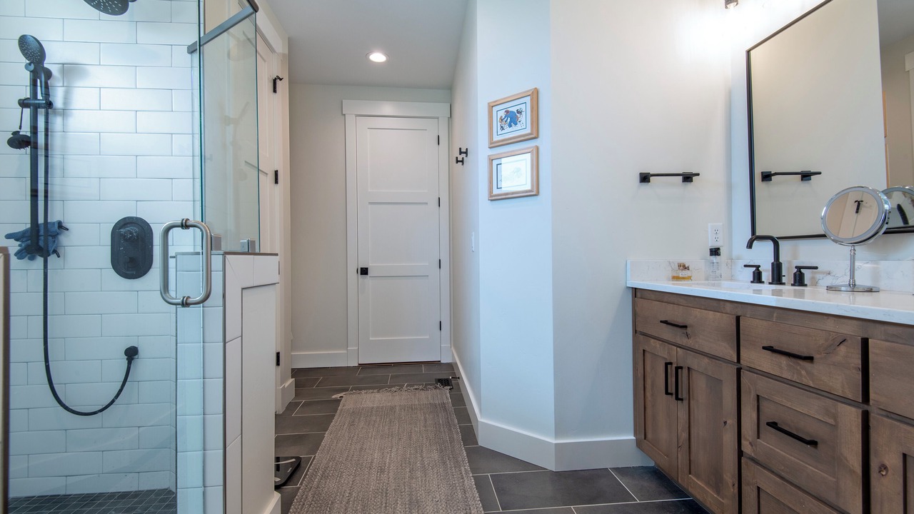 Photo of Bathroom in Leigh Creek Estates