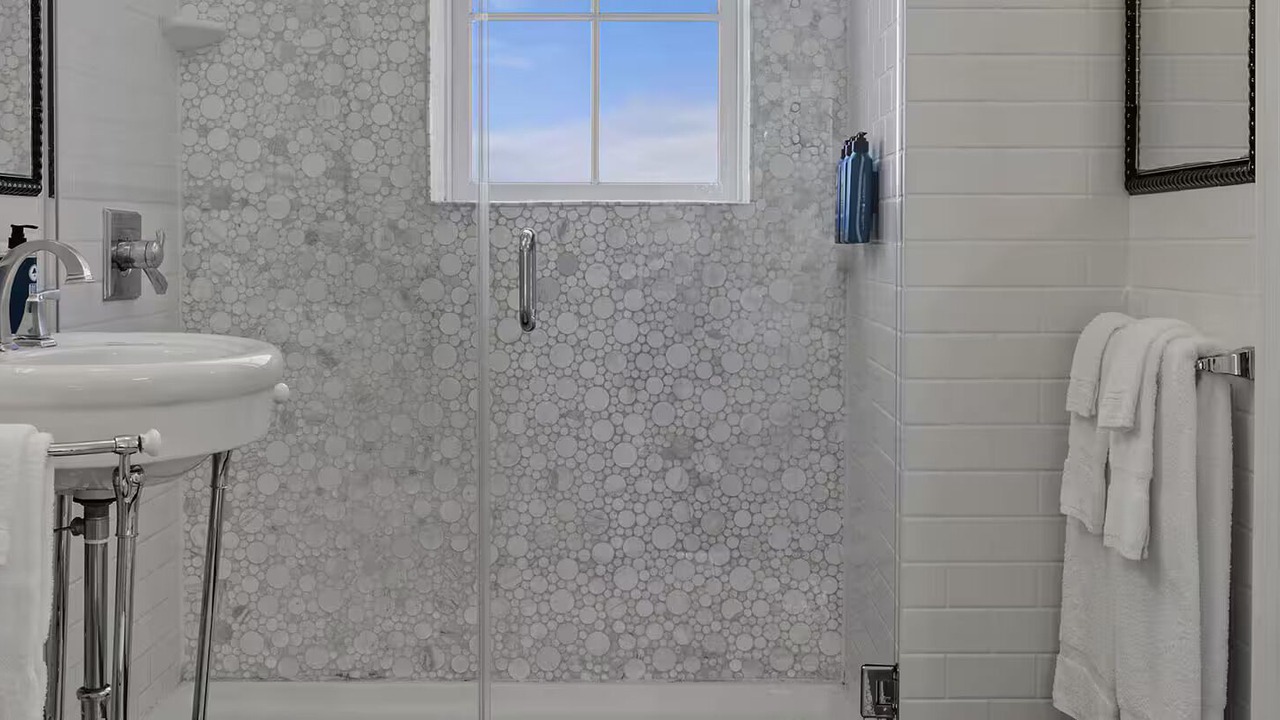 Photo of Bathroom in Park West
