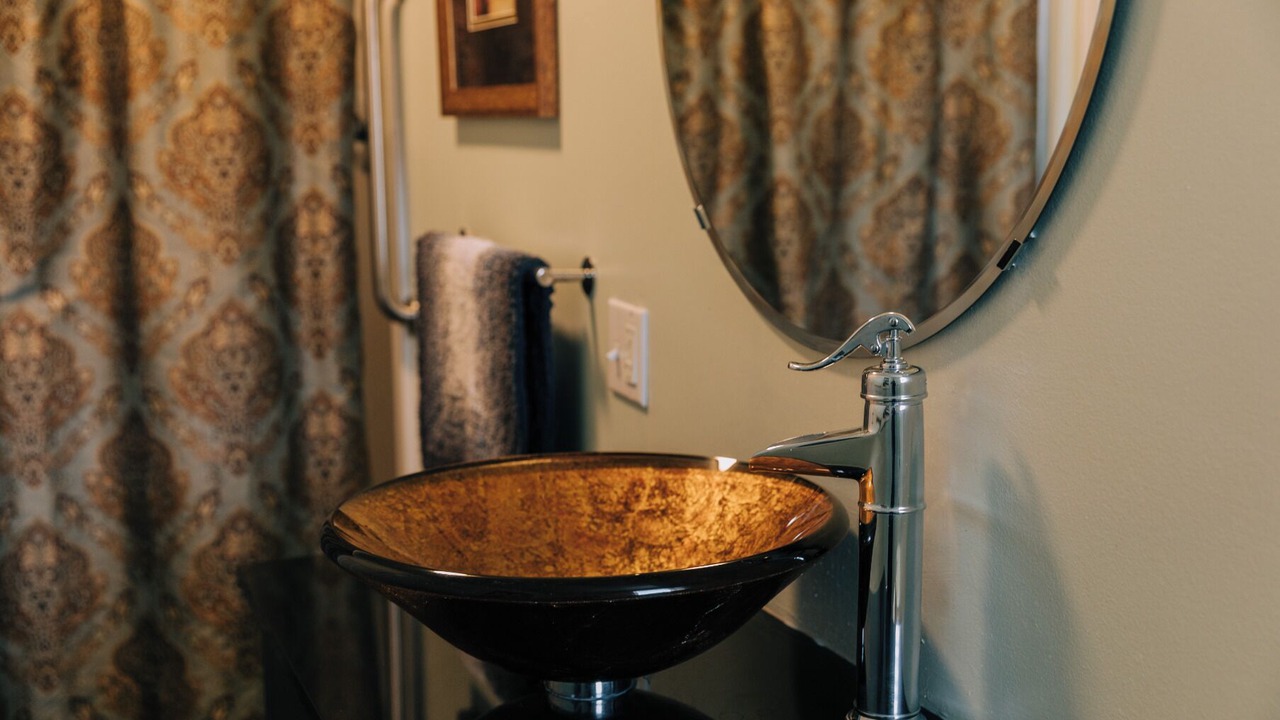Photo of Bathroom in Minster
