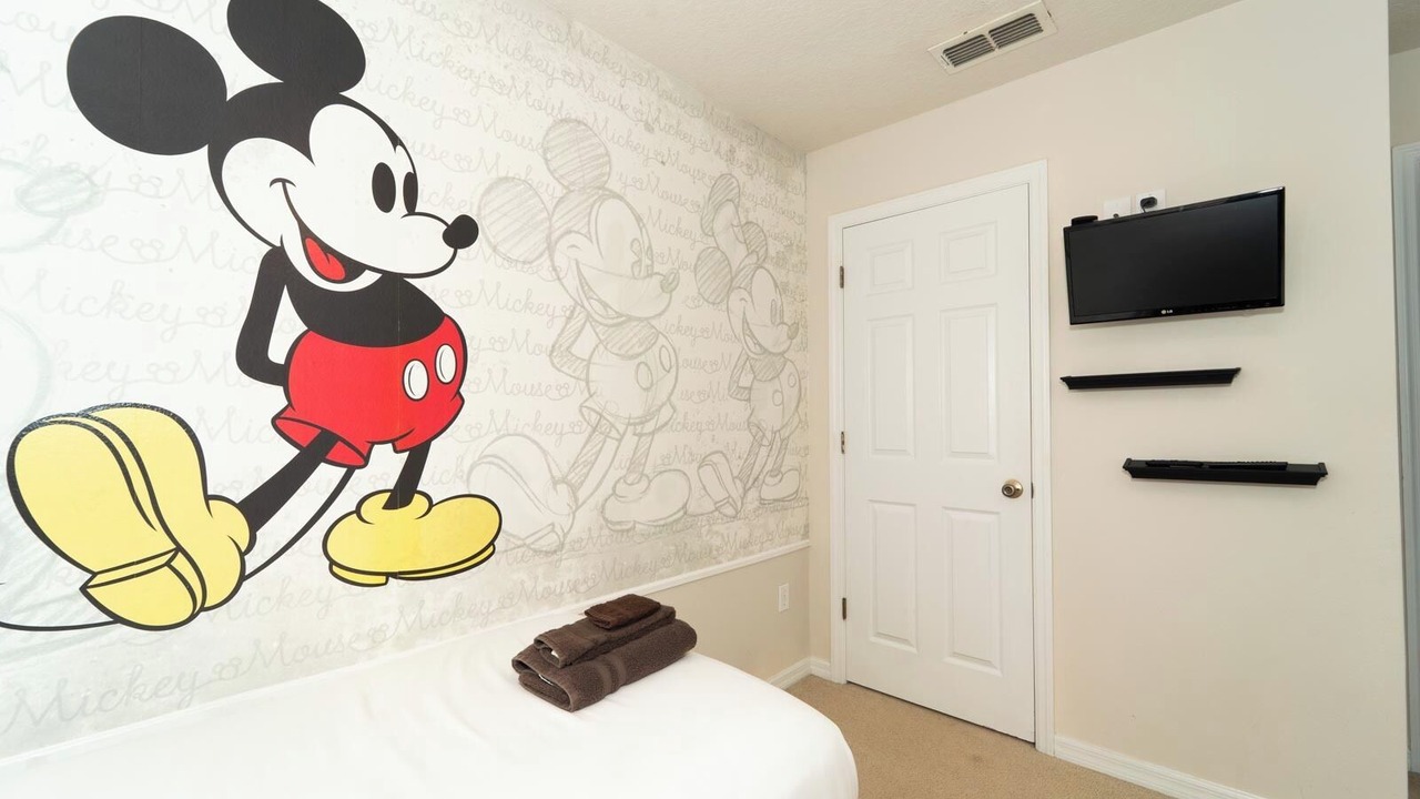 Photo of Bedroom in Sunset Lakes
