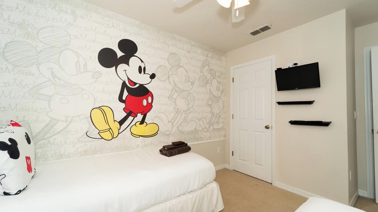 Photo of Bedroom in Sunset Lakes