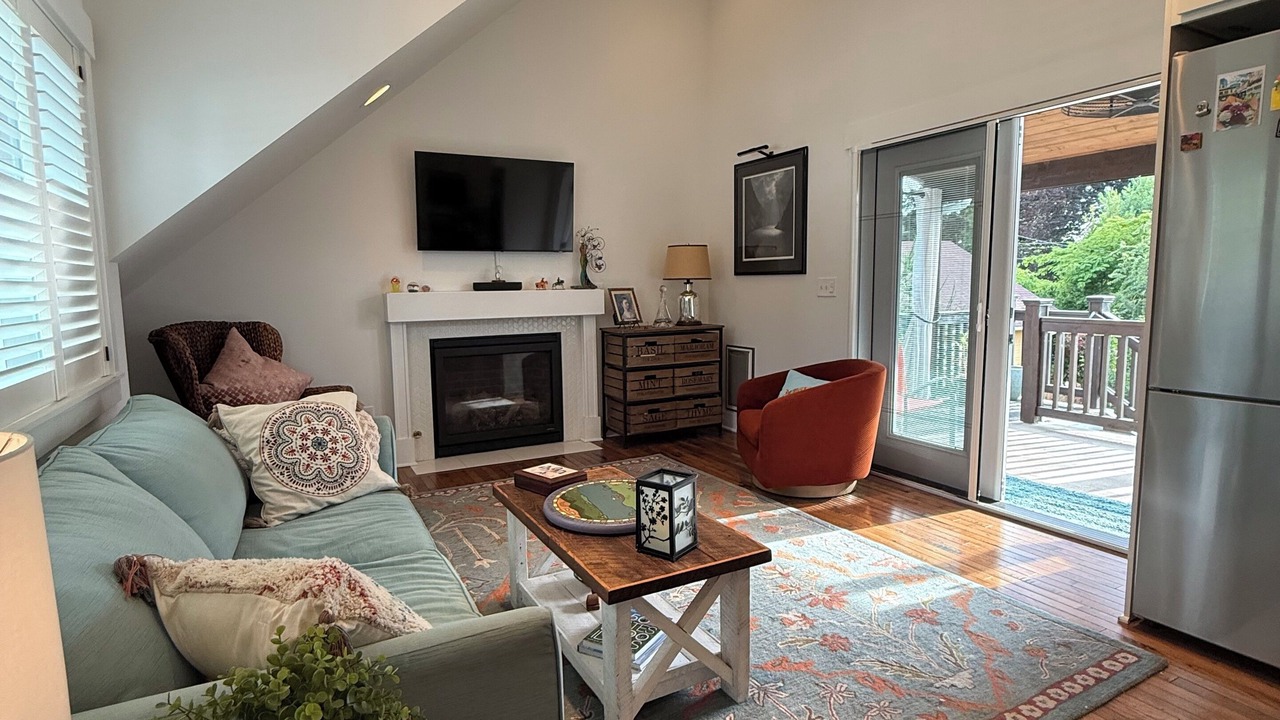 Photo of Livingroom in Snohomish