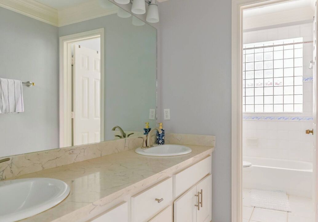 Photo of Bathroom in Uptown