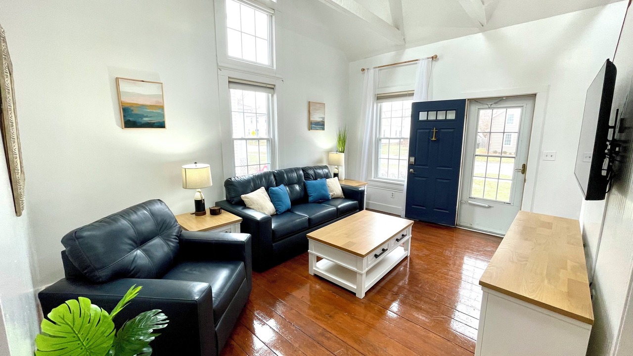 Photo of Livingroom in Vermilion