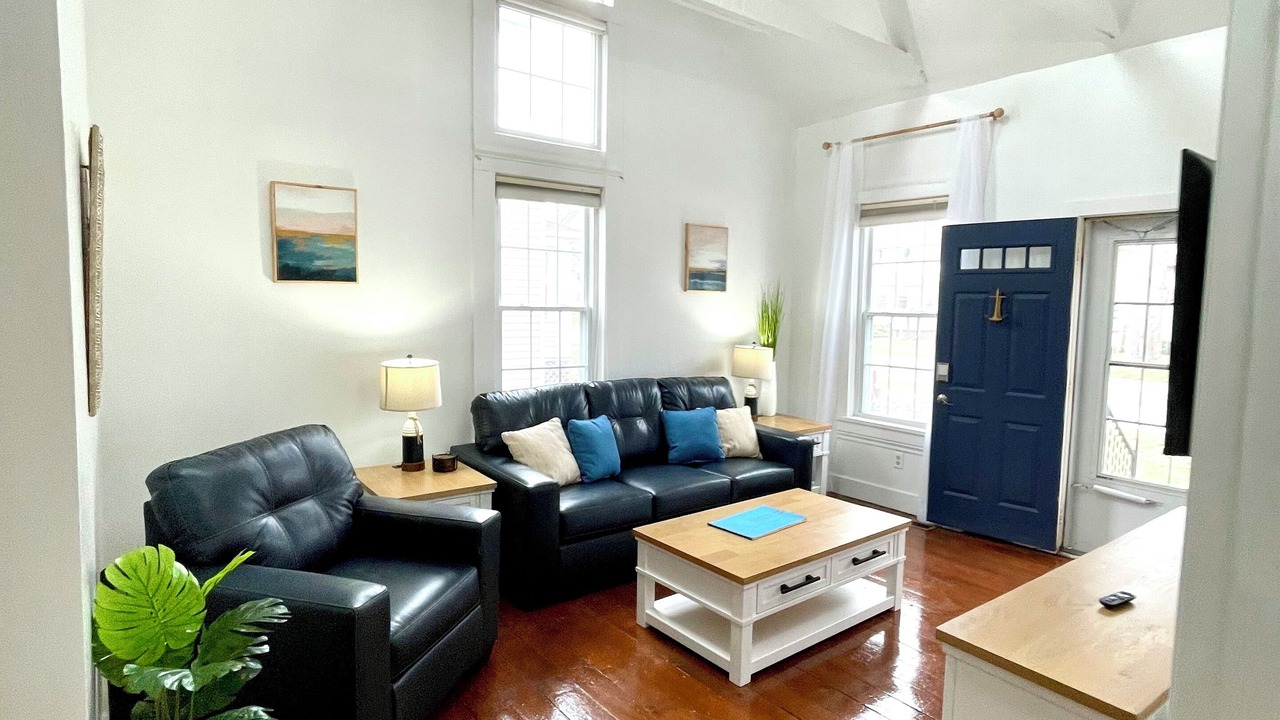 Photo of Livingroom in Vermilion