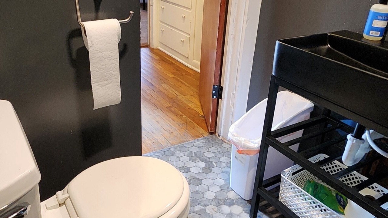 Photo of Bathroom in Scottsbluff