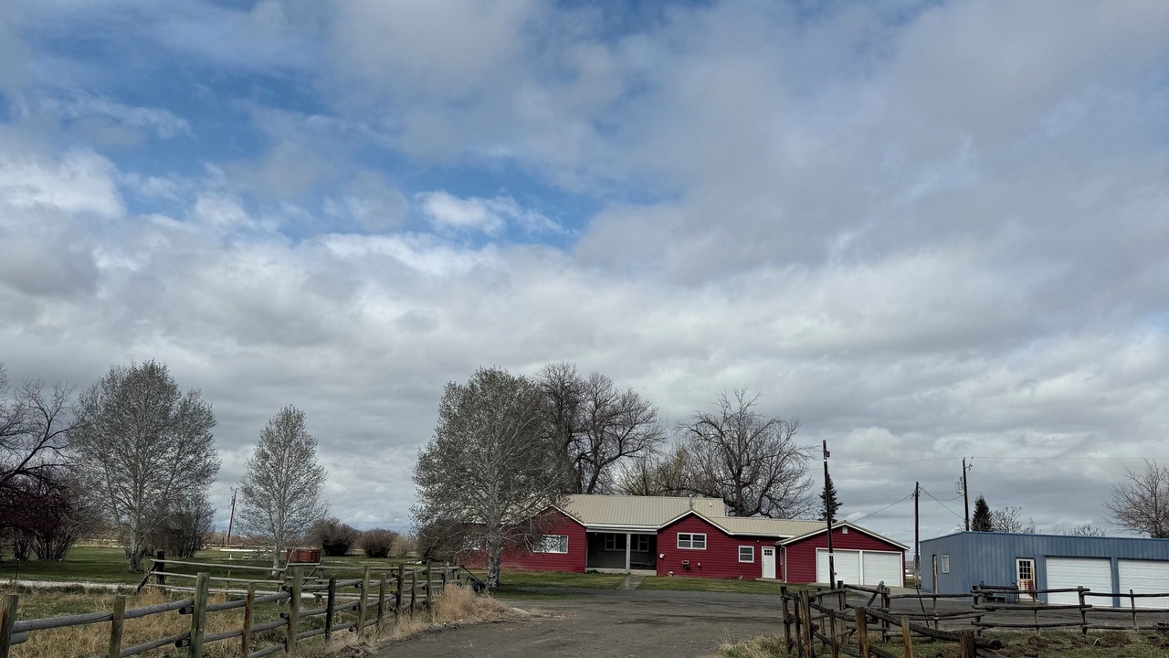 Photo of Others in Lovell