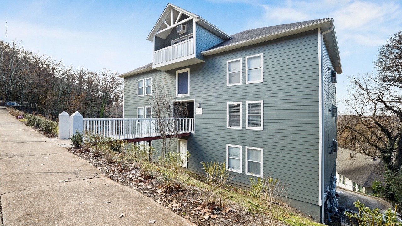 Photo of Outdoor in Five Points South
