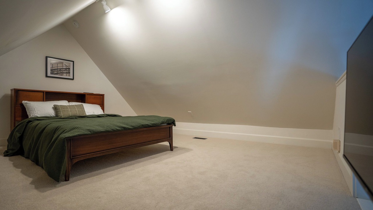 Photo of Bedroom in Downtown Columbus