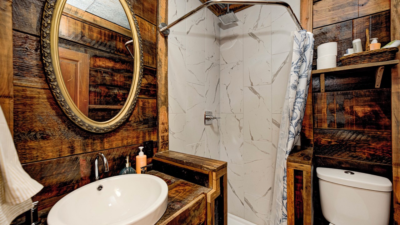 Photo of Bathroom in Helmsburg