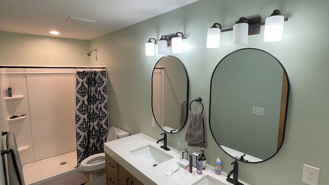 Photo of Bathroom in Glendo
