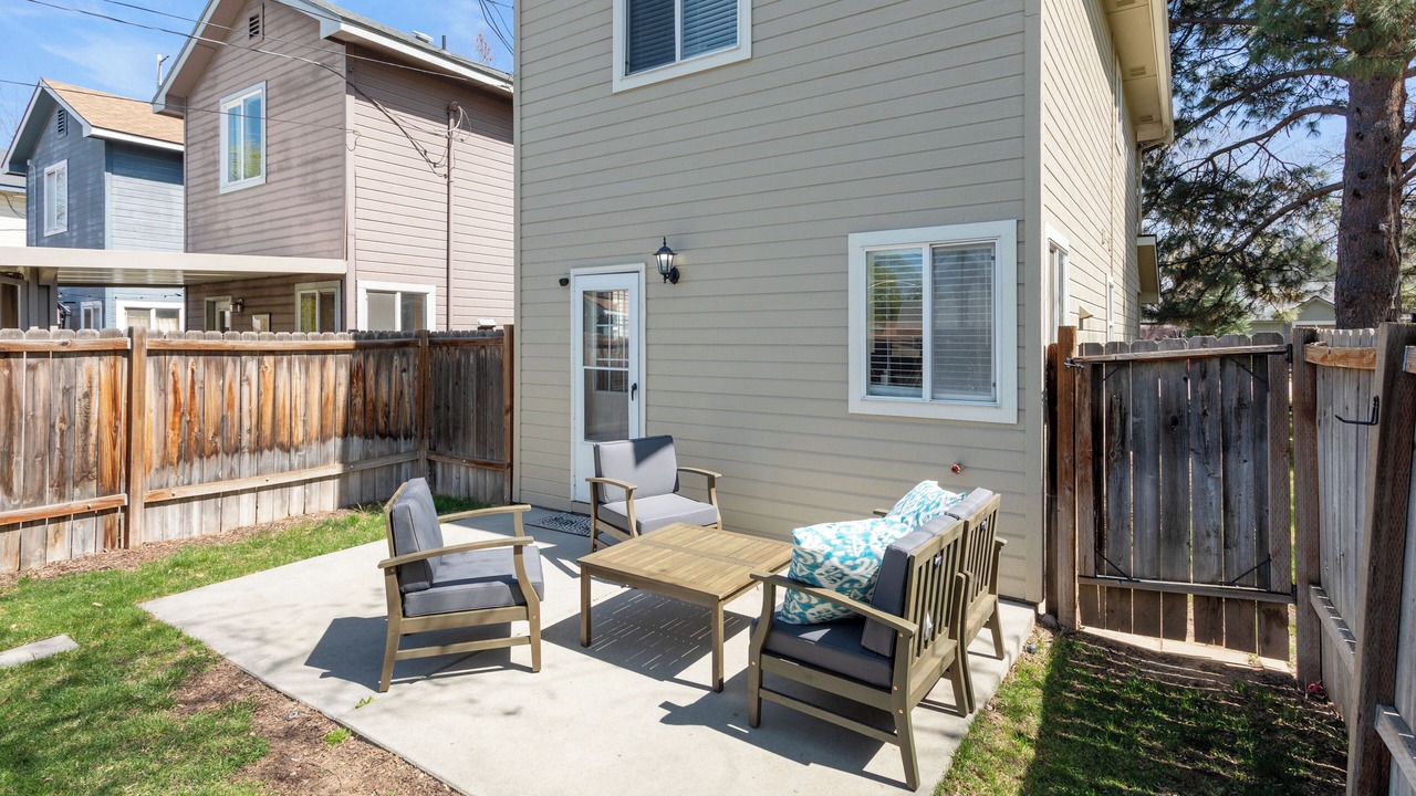 Photo of Patio Balcony in Depot Bench