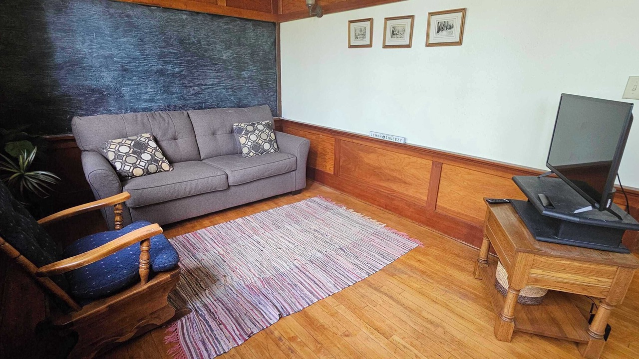 Photo of Livingroom in Barnes County