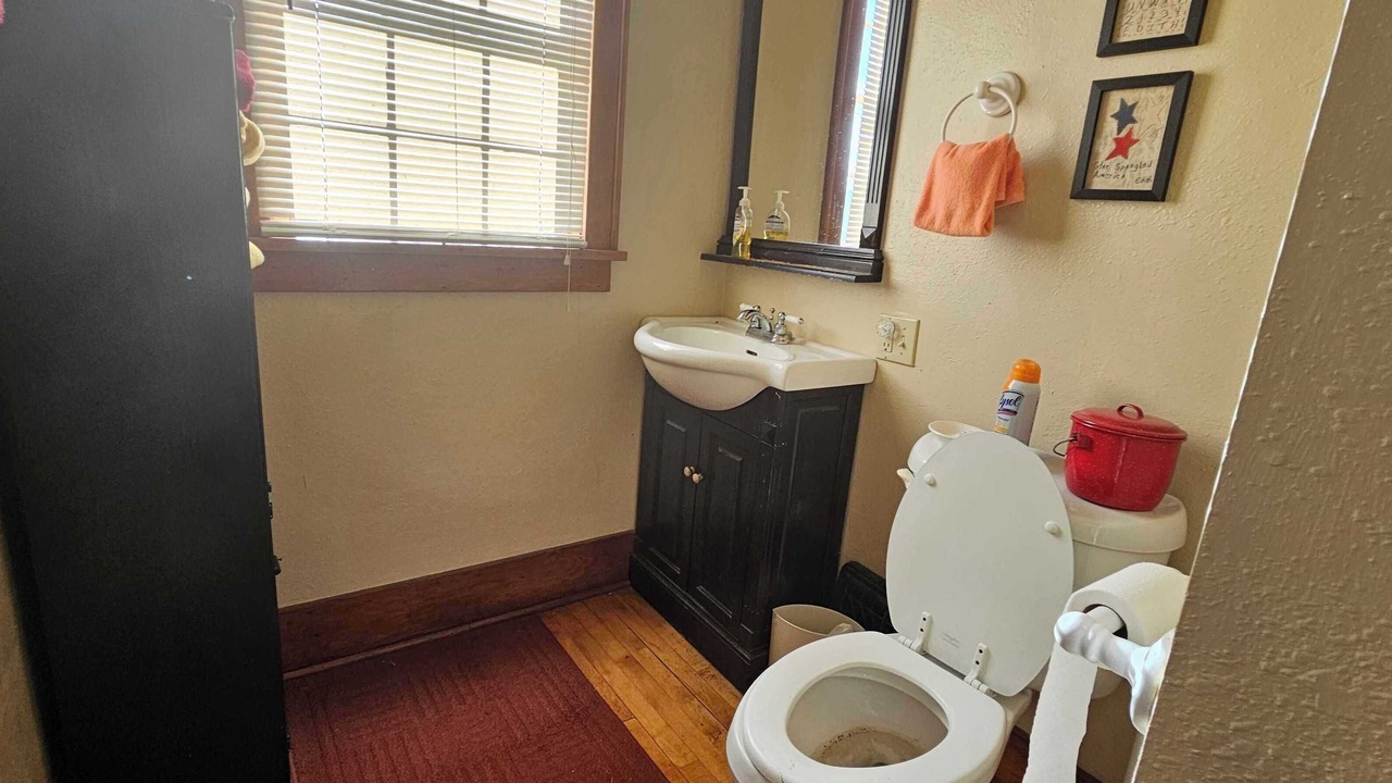 Photo of Bathroom in Barnes County