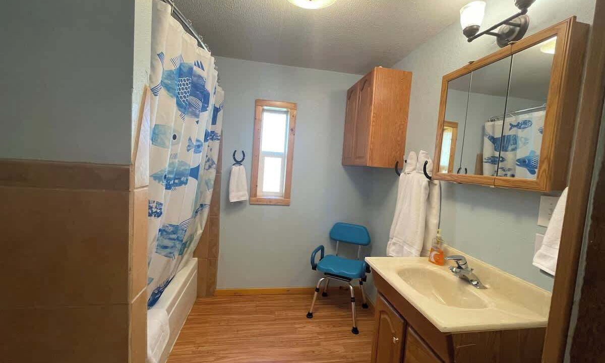Photo of Bathroom in Saddlestring