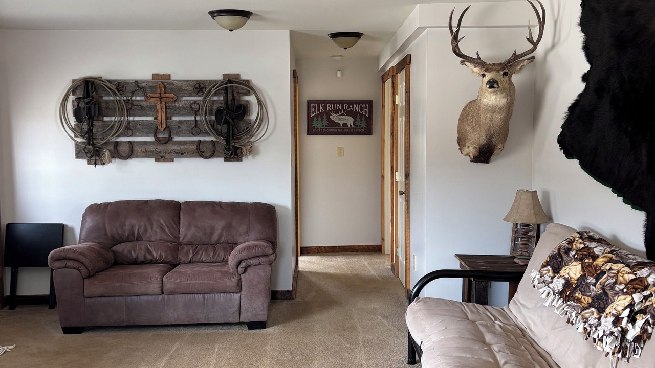 Photo of Livingroom in White Sulphur Springs