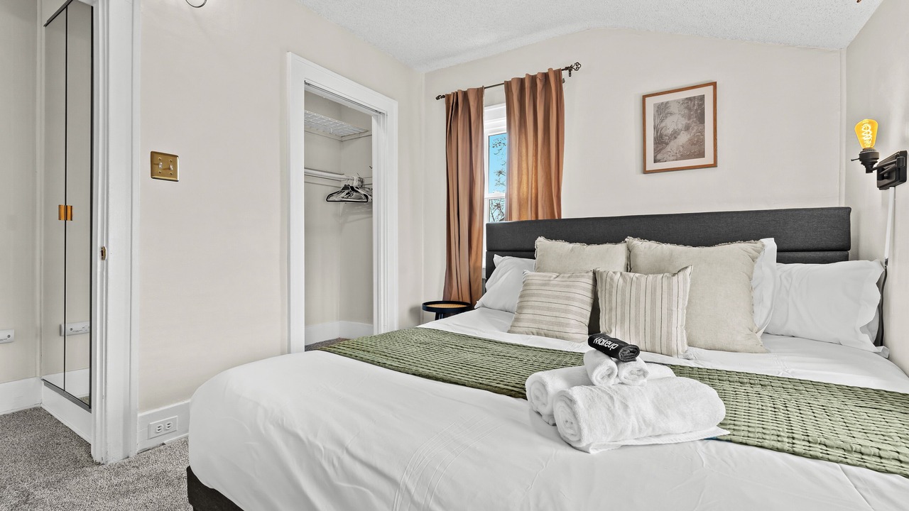 Photo of Bedroom in Royal Oak