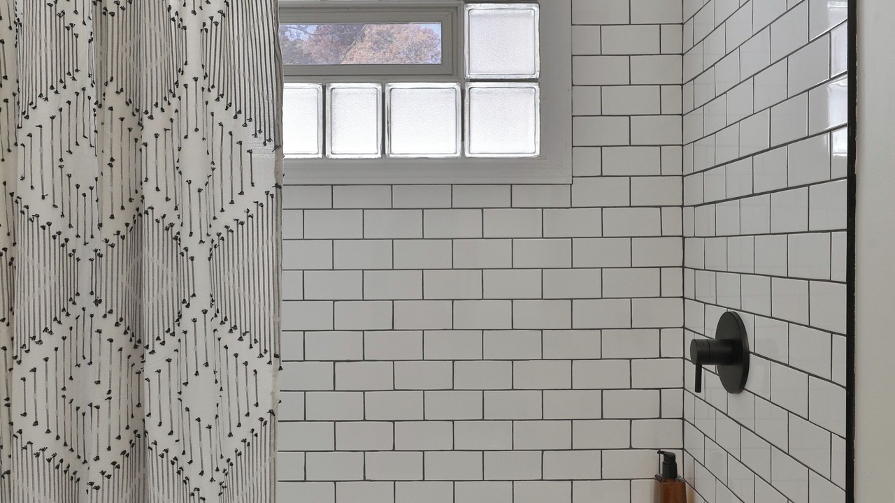 Photo of Bathroom in Central Clintonville