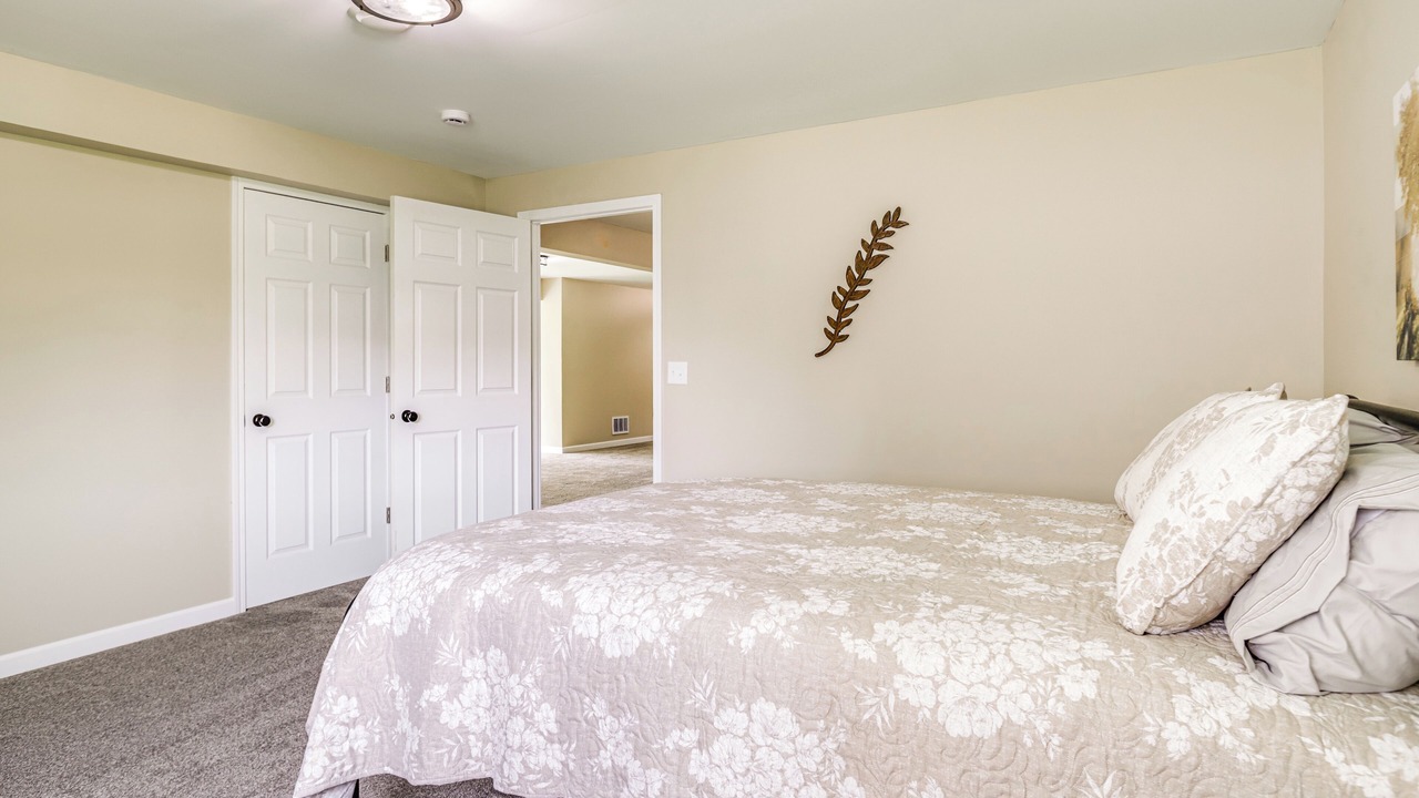 Photo of Bedroom in Dry Ridge