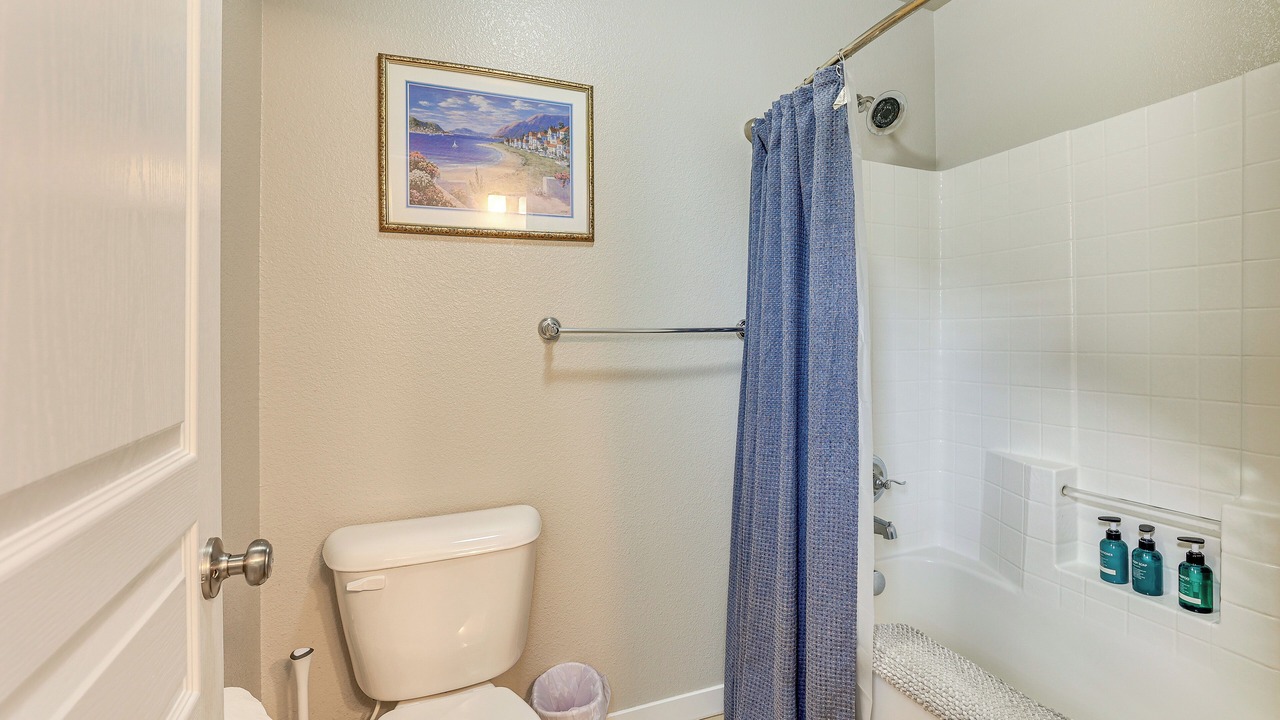Photo of Bathroom in Kuna