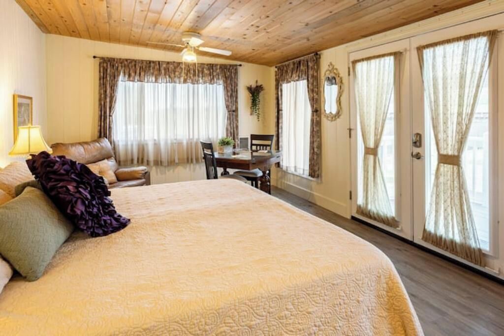 Photo of Bedroom in Corvallis