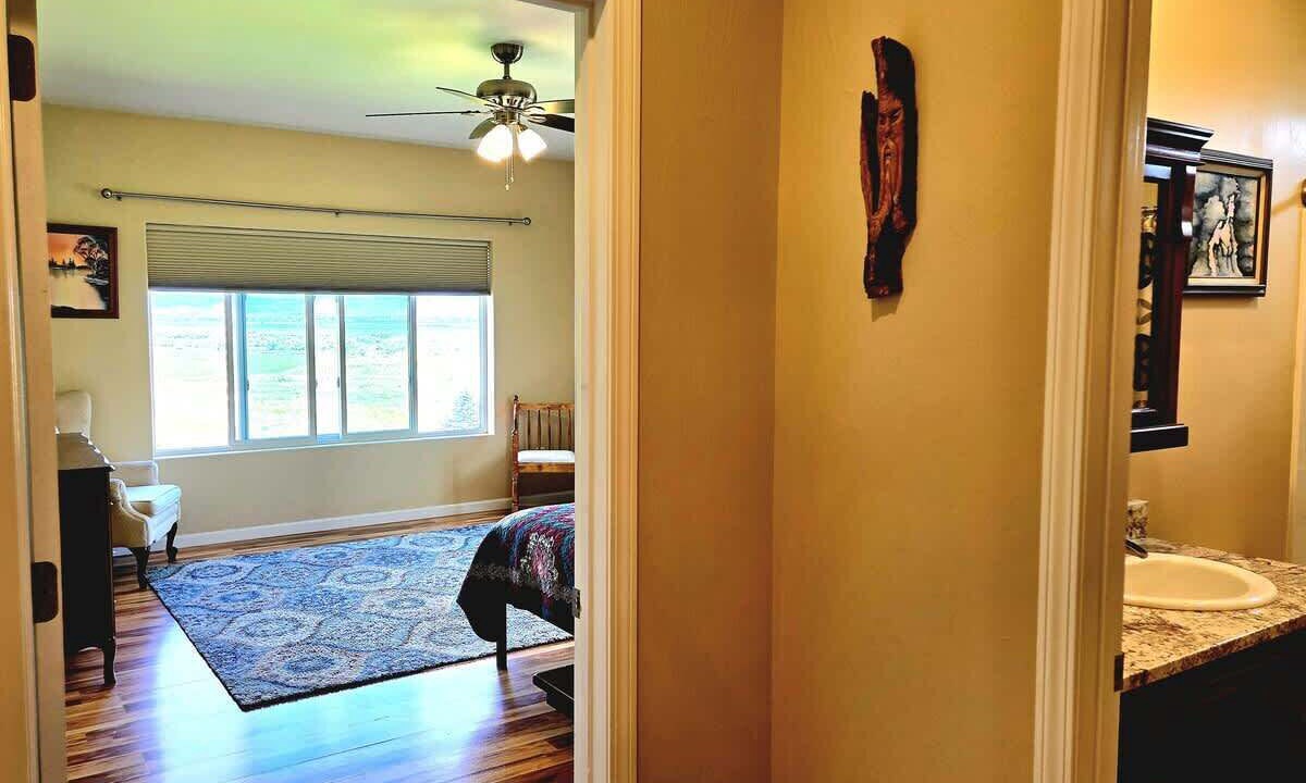 Photo of Bedroom in Helena
