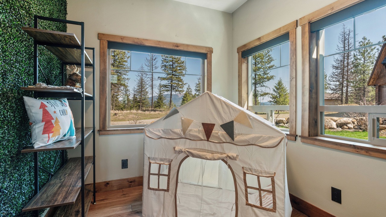 Photo of Bedroom in Priest River