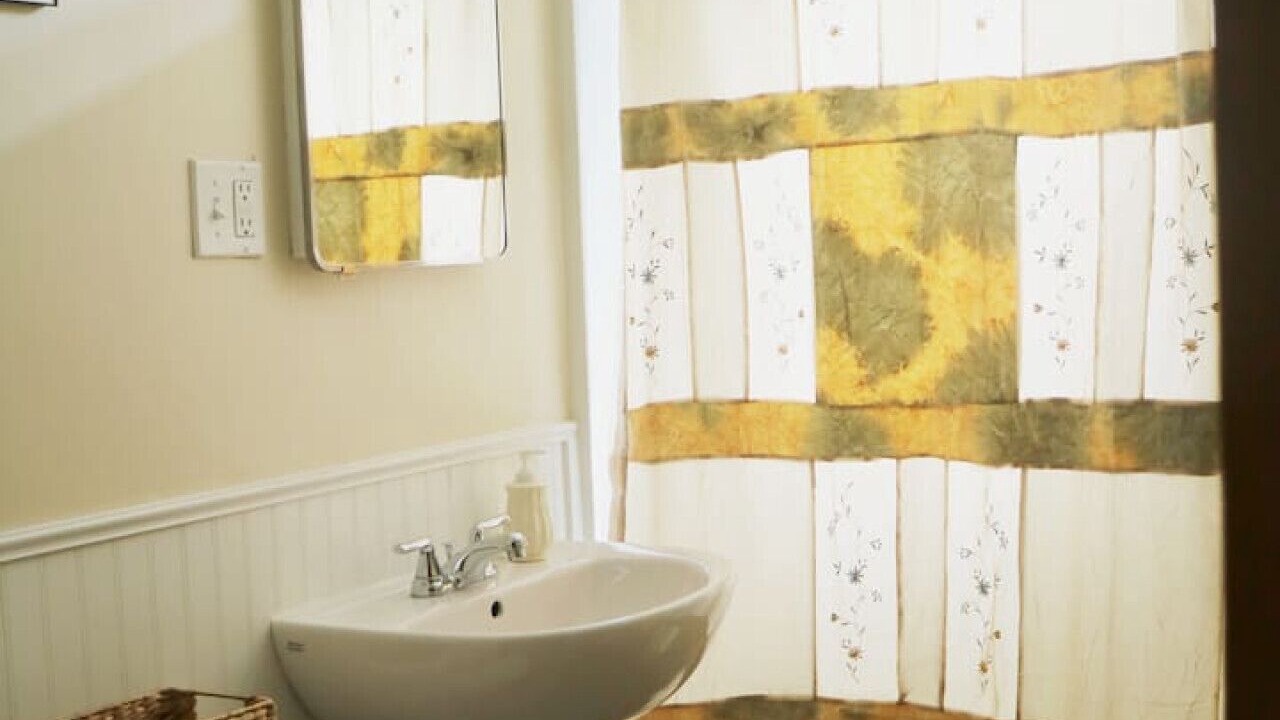 Photo of Bathroom in Miles City