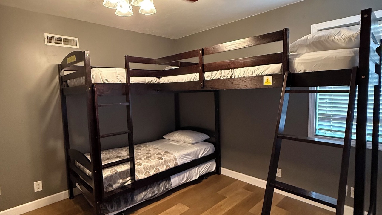 Photo of Bedroom in Lemon Grove