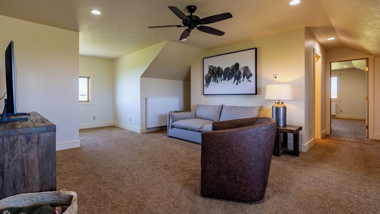Photo of Livingroom in Powell
