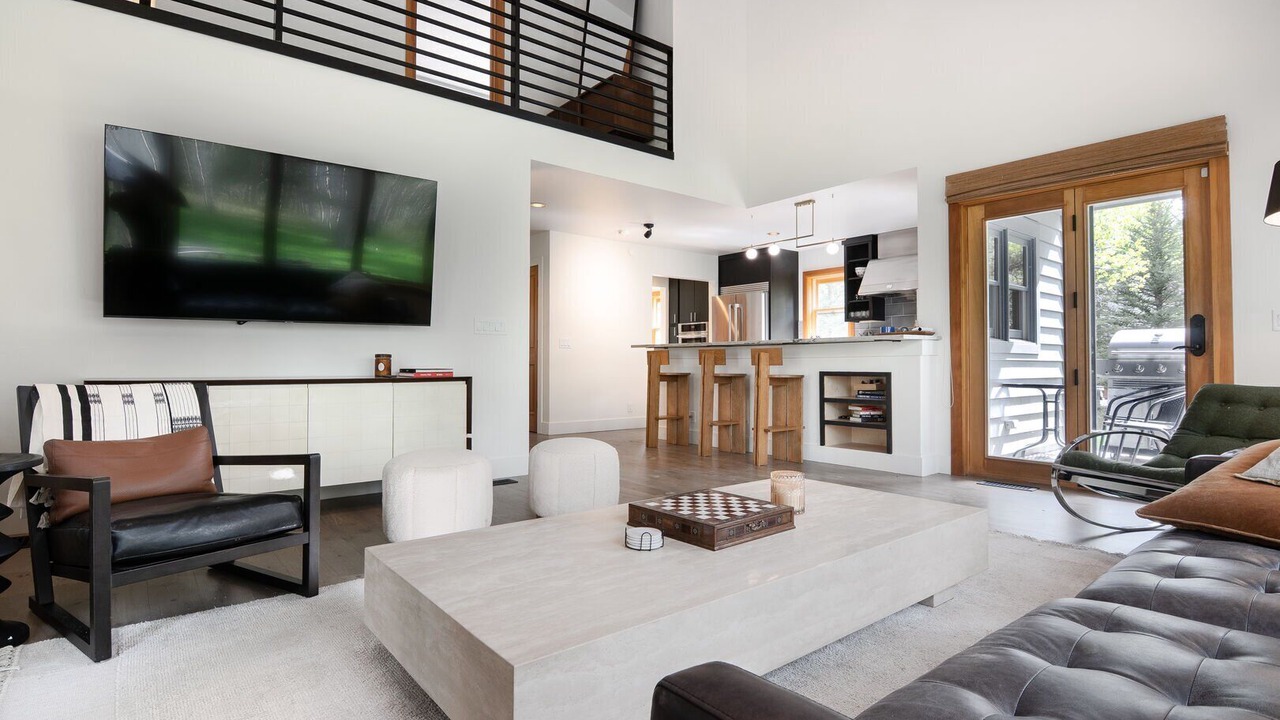 Photo of Livingroom in River Meadows