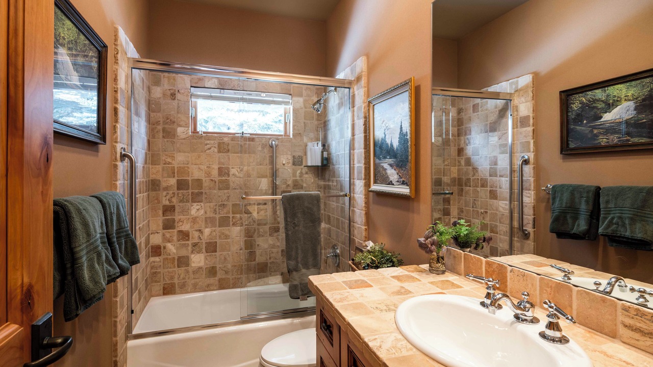 Photo of Bathroom in Elkhorn Village