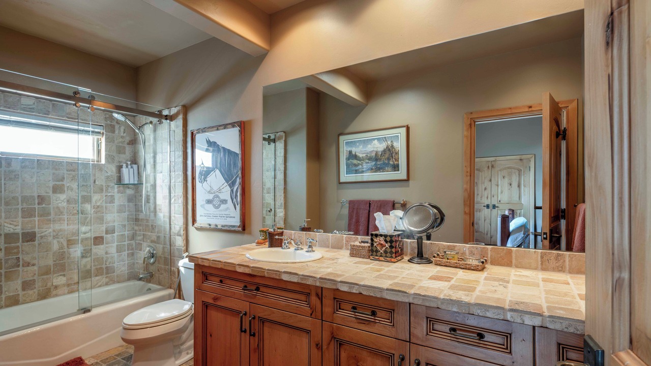 Photo of Bathroom in Elkhorn Village