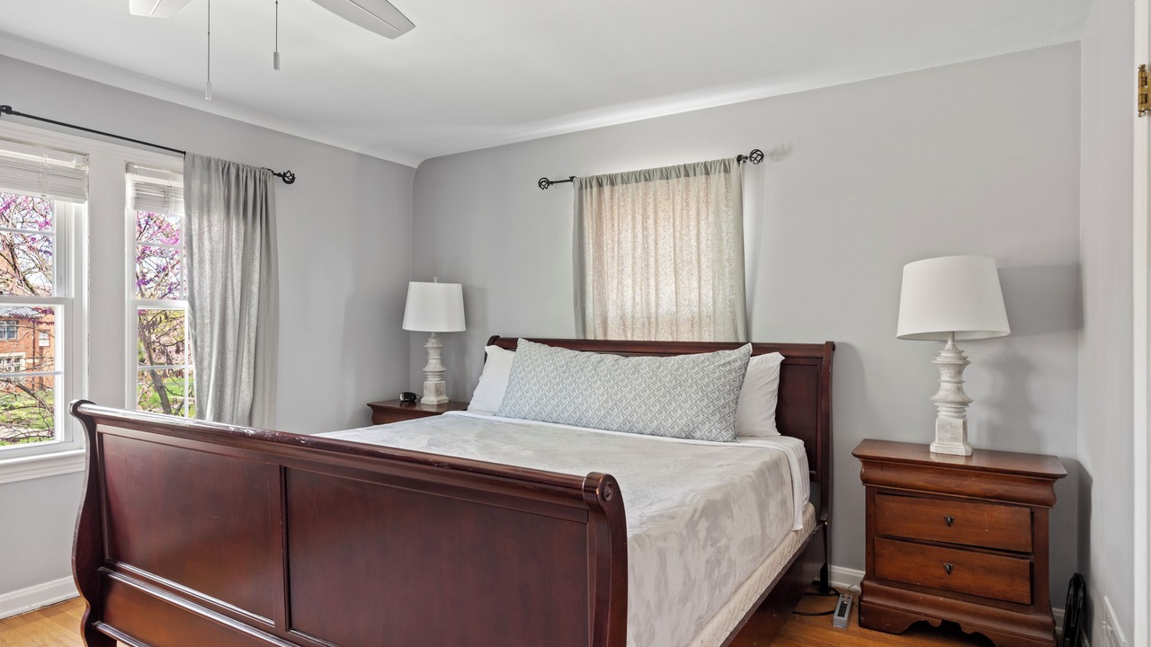 Photo of Bedroom in University Heights