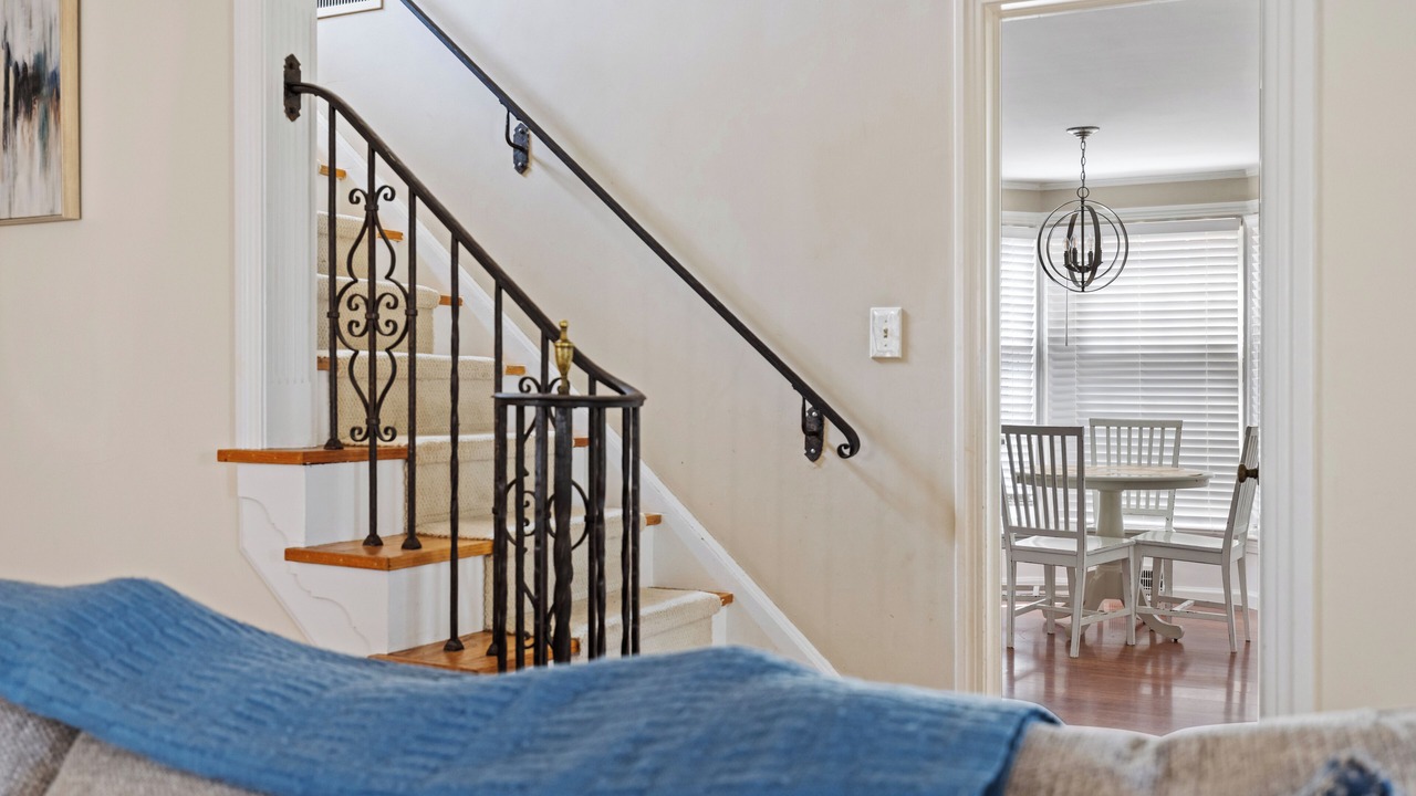 Photo of Livingroom in University Heights
