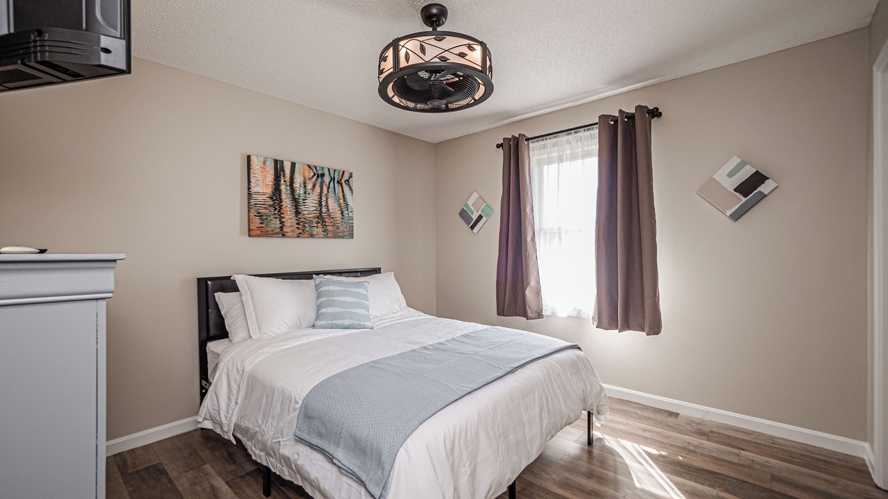 Photo of Bedroom in Evansville