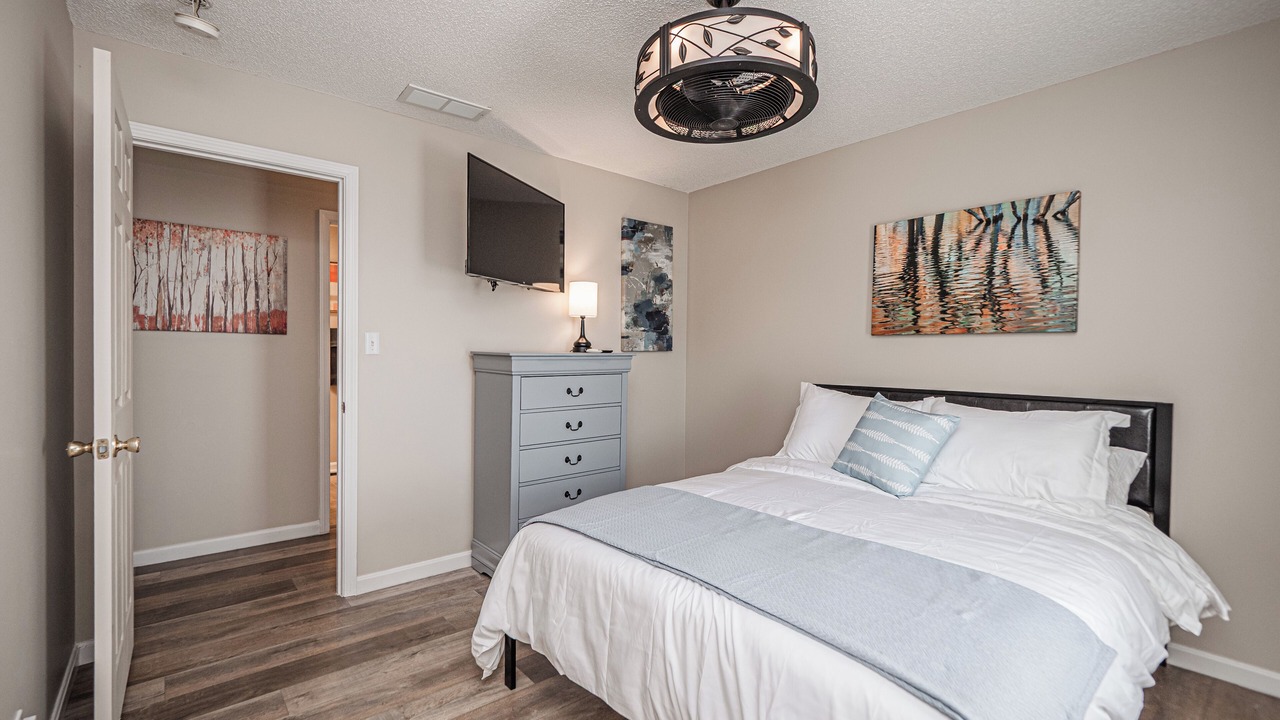Photo of Bedroom in Evansville