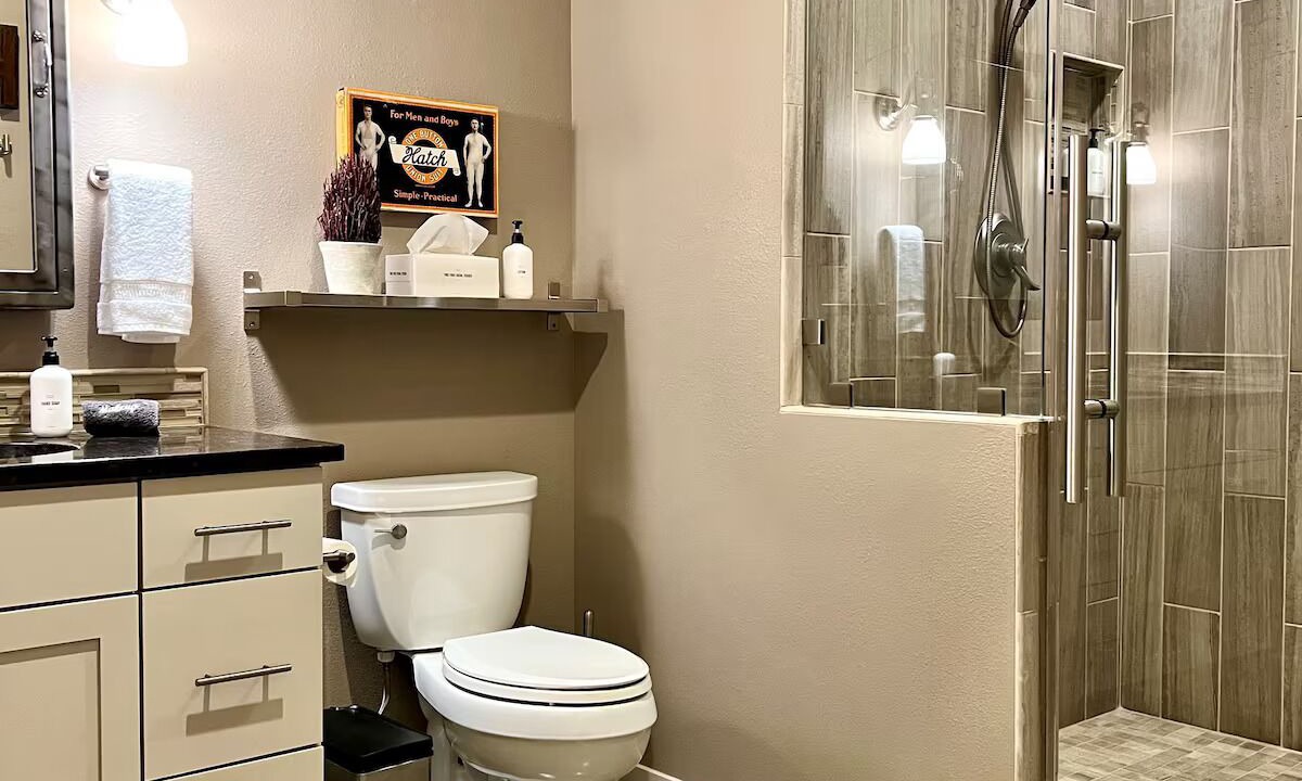 Photo of Bathroom in Austinville