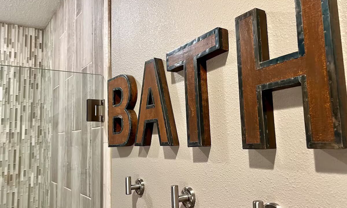 Photo of Bathroom in Austinville