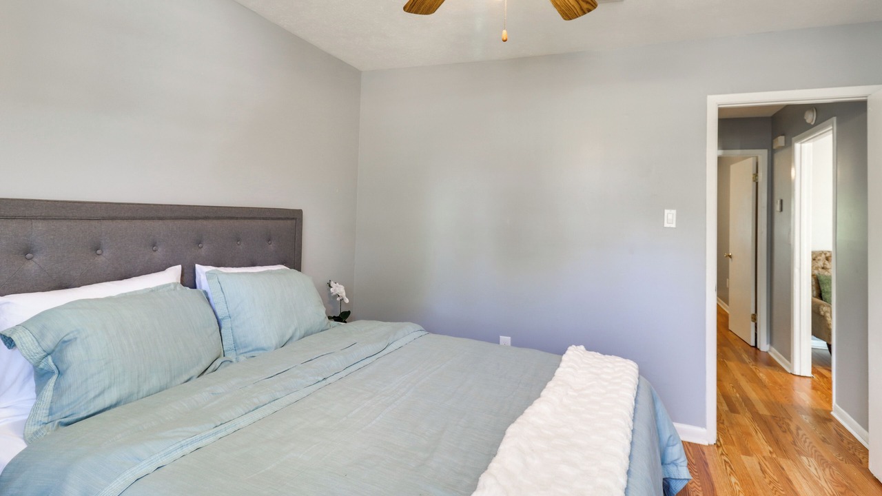 Photo of Bedroom in Brookhaven