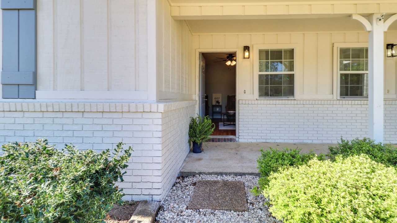 Photo of Outdoor in Brookhaven